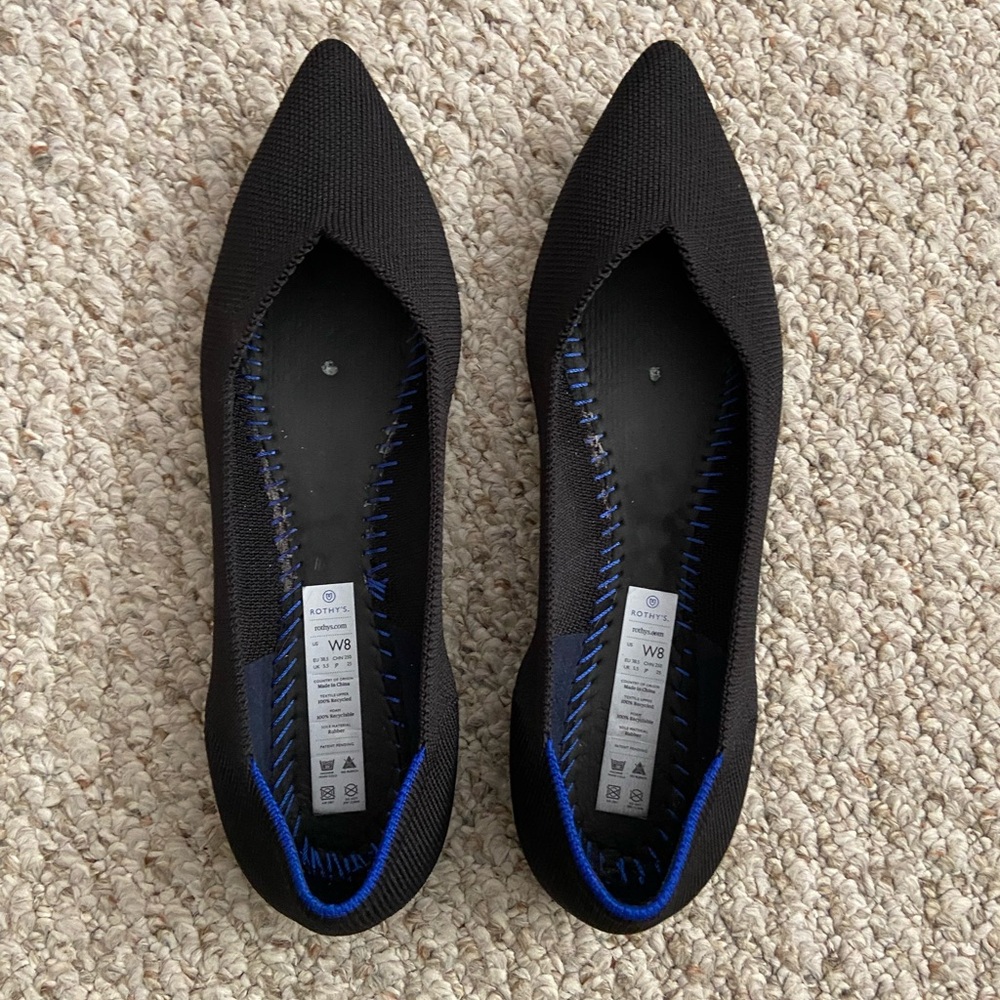 Rothy's Black and Blue Pointed Flats